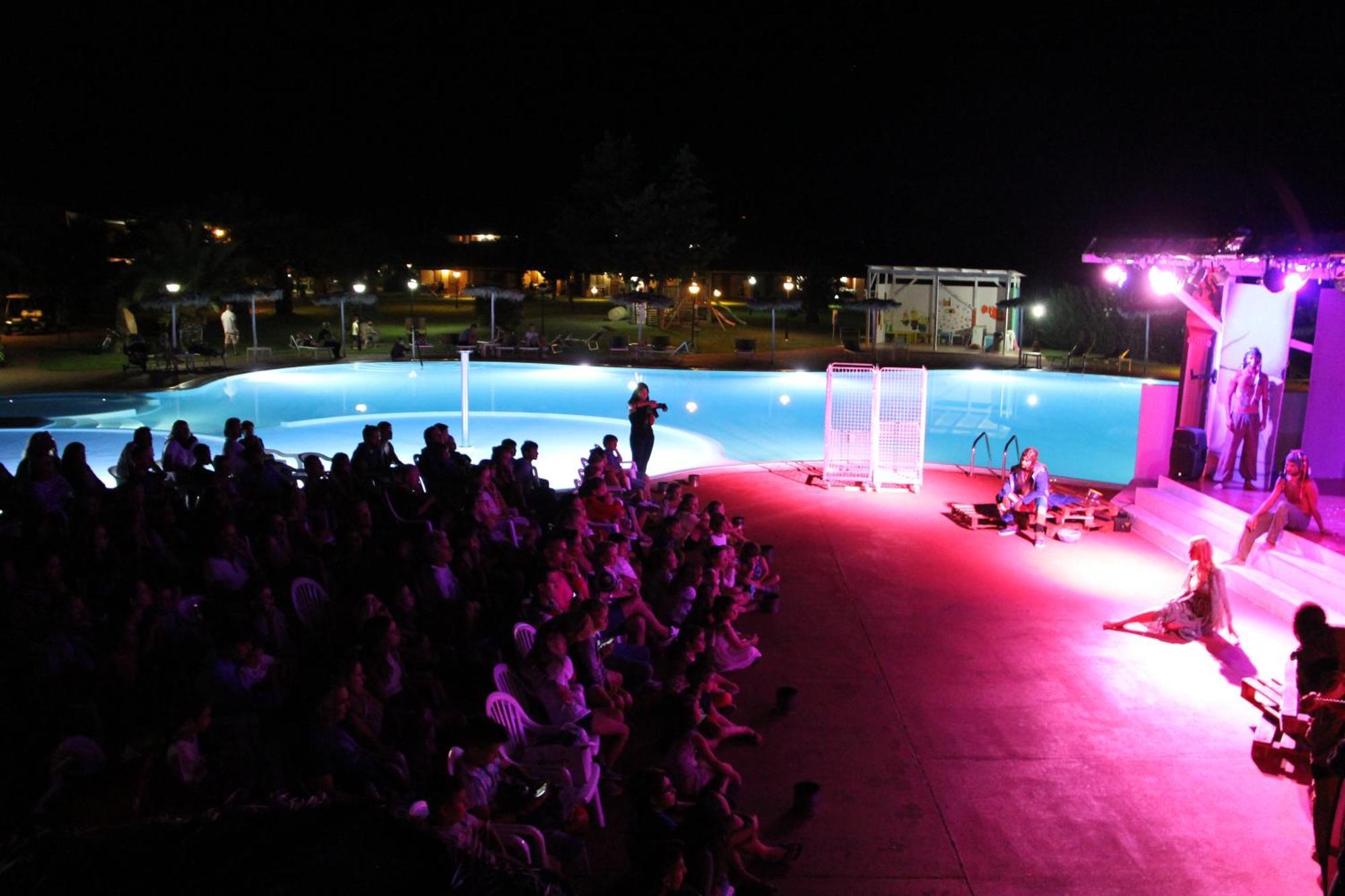 Rey Beach Club Monte Nai Exterior foto